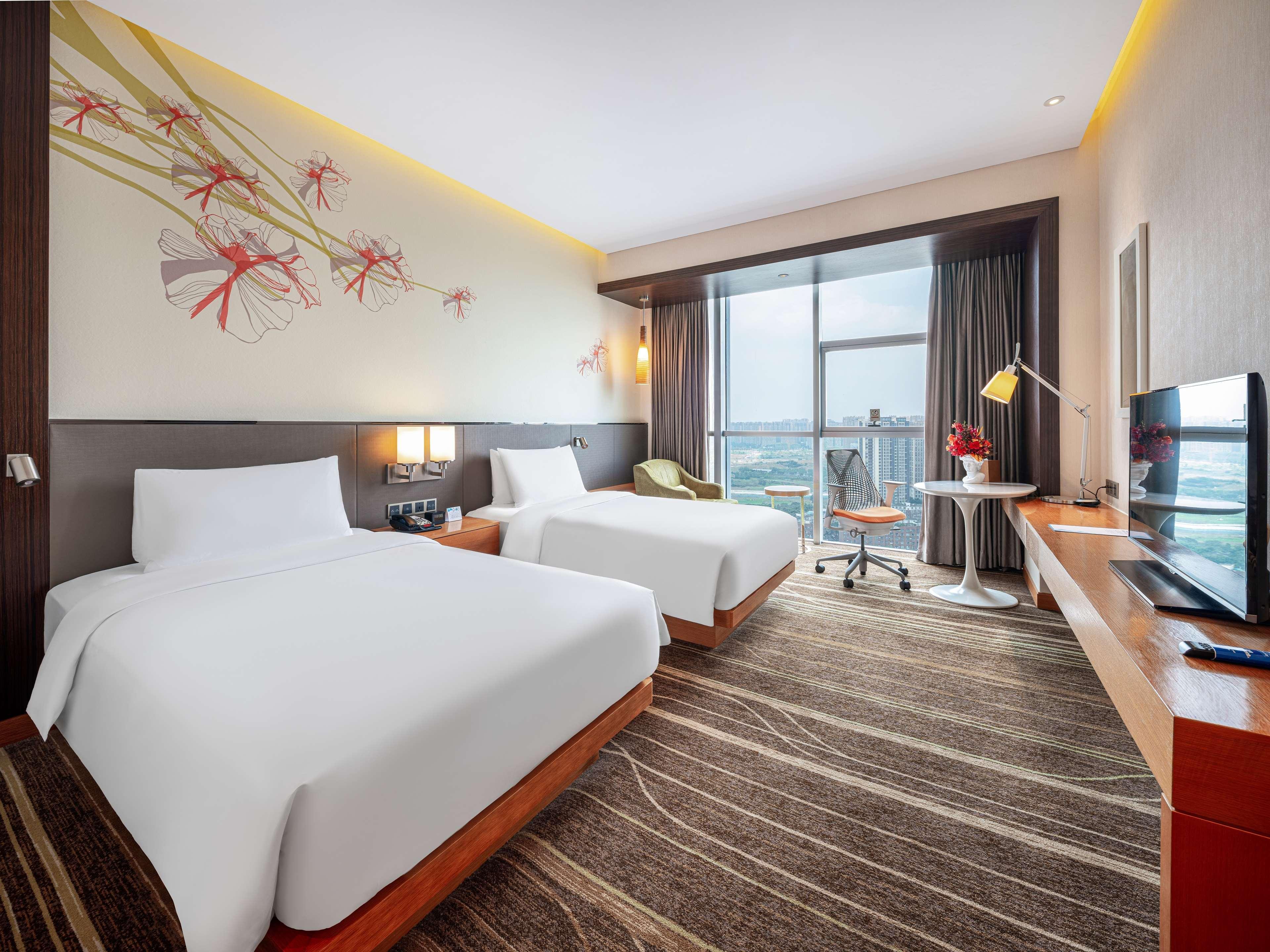 Hilton Garden Inn Chengdu Huayang Экстерьер фото