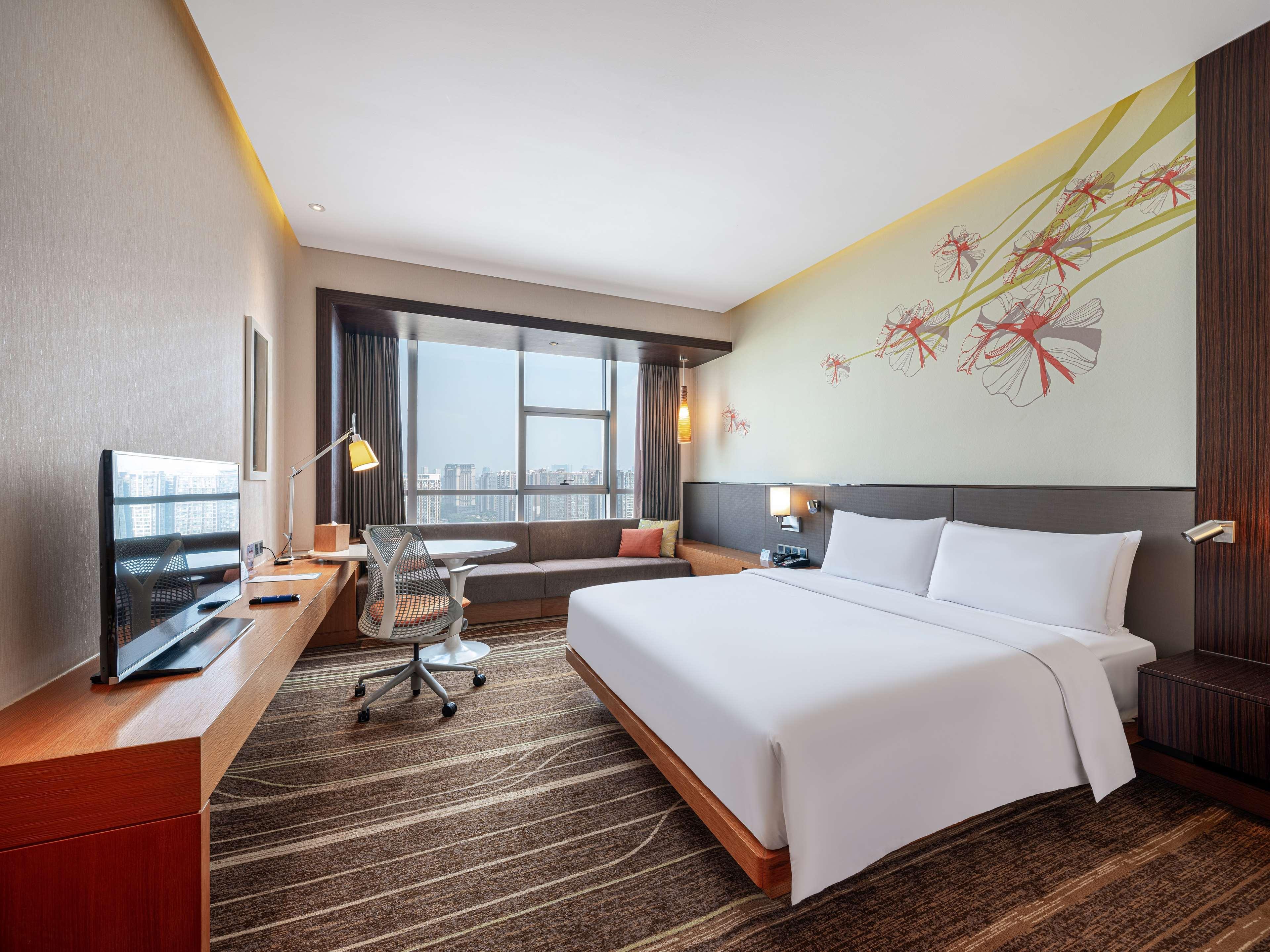 Hilton Garden Inn Chengdu Huayang Экстерьер фото