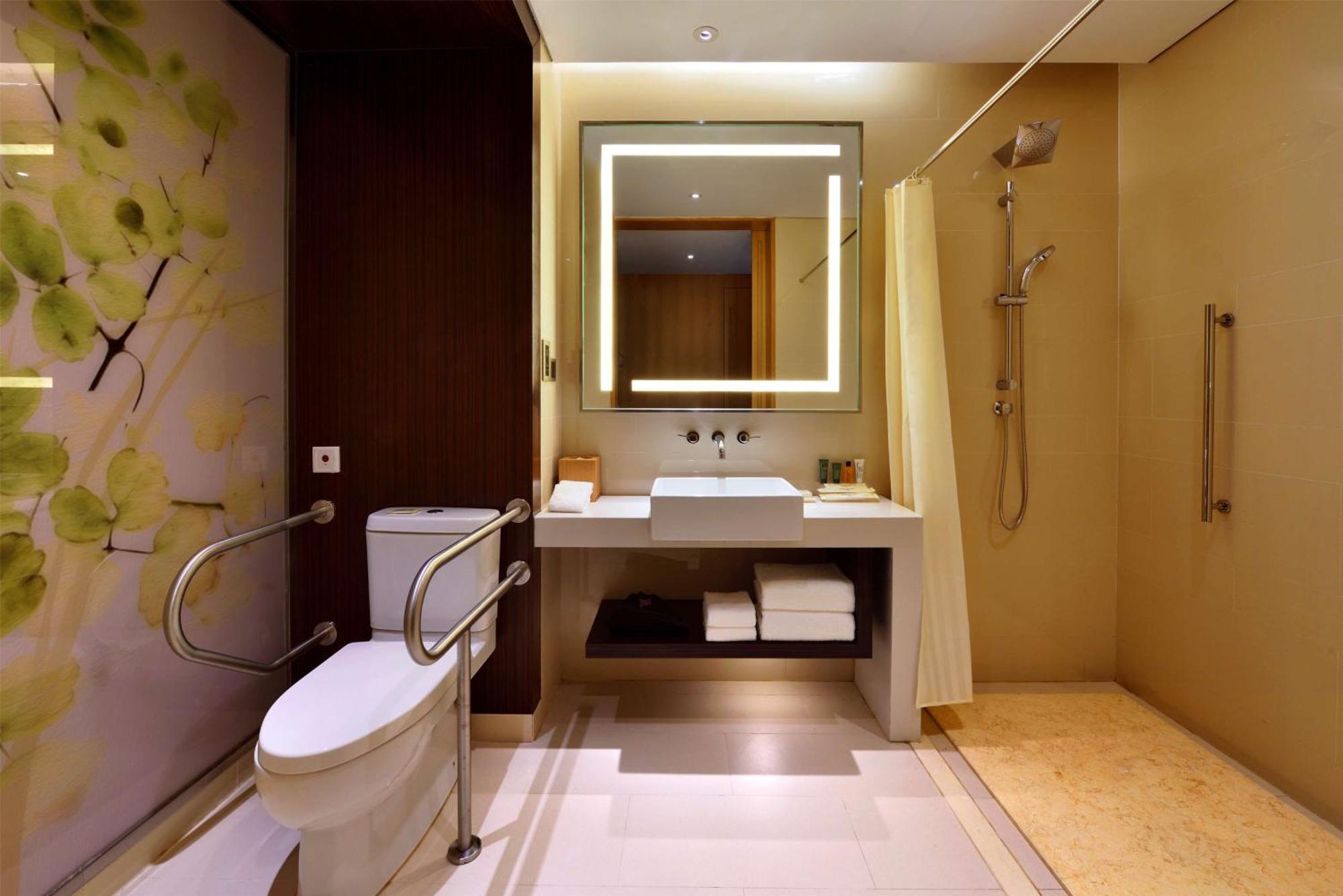 Hilton Garden Inn Chengdu Huayang Экстерьер фото