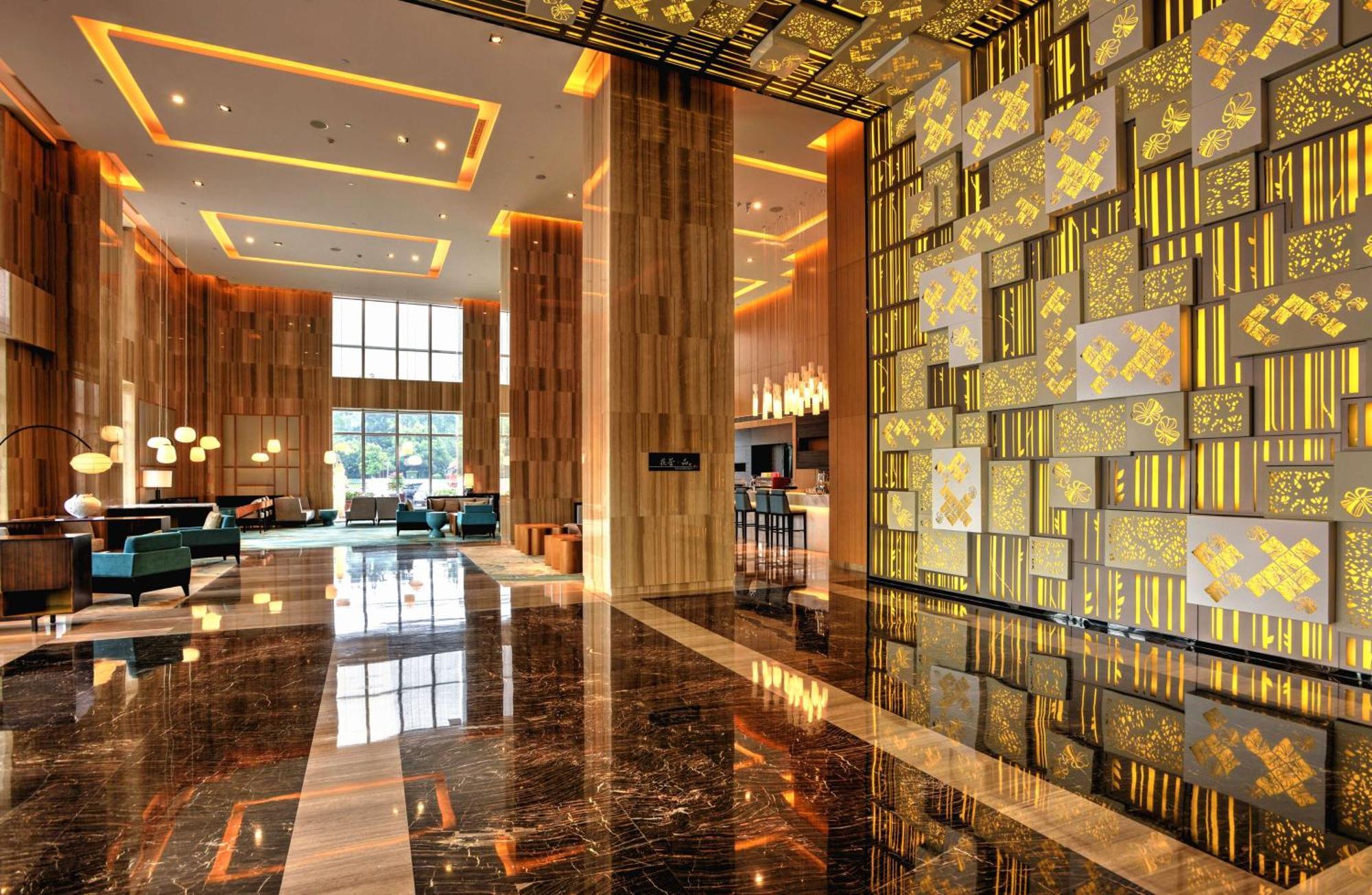 Hilton Garden Inn Chengdu Huayang Экстерьер фото
