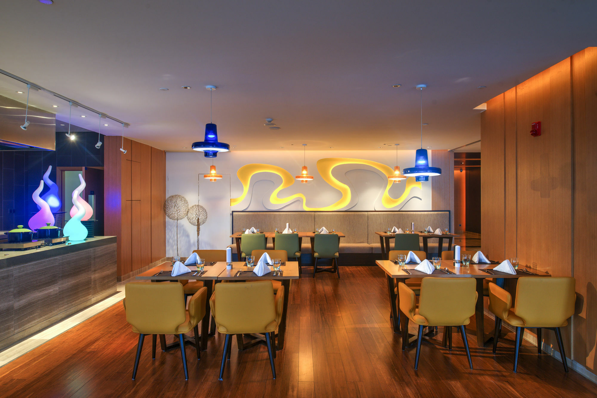 Hilton Garden Inn Chengdu Huayang Экстерьер фото